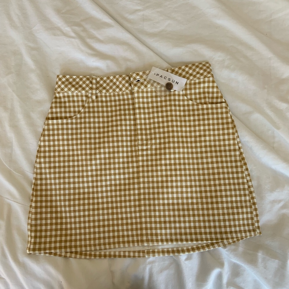 BRAND NEW Kendall & Kylie gingham skirt